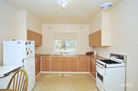 Property photo of 24 Hope Street Kangaroo Flat VIC 3555