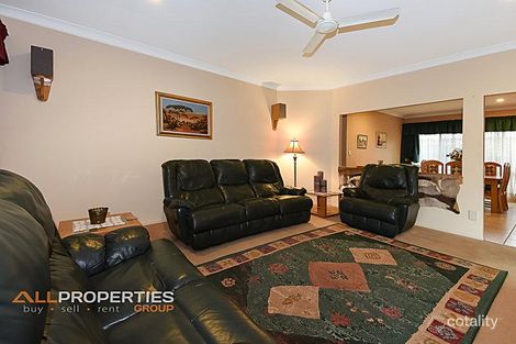 Property photo of 19 Lomond Place Parkinson QLD 4115