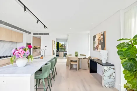 Property photo of 301/5 Rodborough Avenue Crows Nest NSW 2065