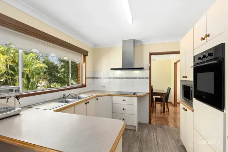 Property photo of 43 Tania Drive Point Clare NSW 2250