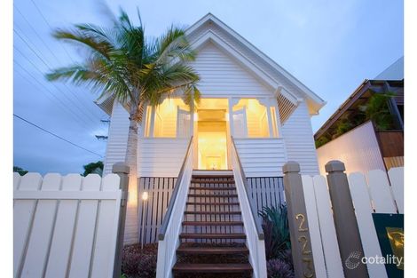 223 Bonney Ave, Clayfield, QLD 4011