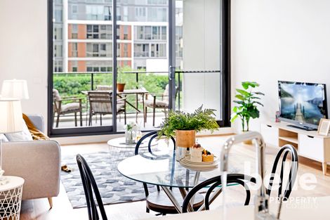 Property photo of 303/21 Verona Drive Wentworth Point NSW 2127