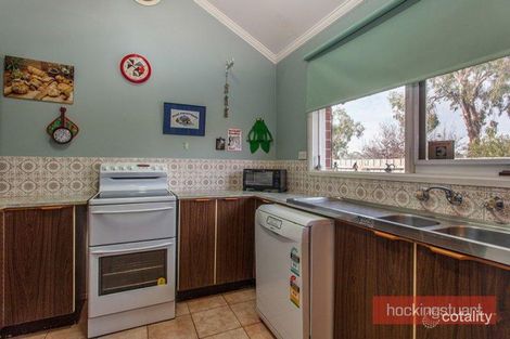 Property photo of 19 Tudor Court Edithvale VIC 3196