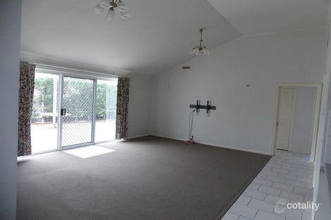 Property photo of 13 Panorama Drive Hillside VIC 3037