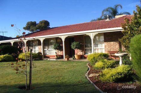 24 Luther Rd, Loxton, SA 5333