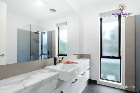Property photo of 75 Signature Boulevard Point Cook VIC 3030