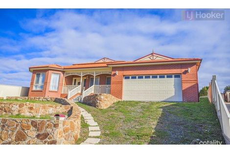 Property photo of 13 Linlithgow Way Greenvale VIC 3059