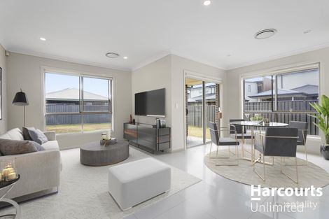 Property photo of 17 Private Circuit Jordan Springs NSW 2747