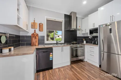 Property photo of 10 Broadarrow Road Kalgoorlie WA 6430