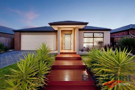 3 Hyacinth Pl, Point Cook, VIC 3030