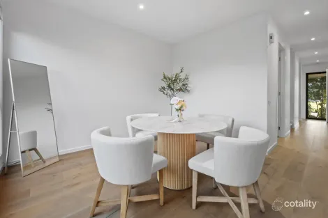 Property photo of 10 Decipher Street Aintree VIC 3336