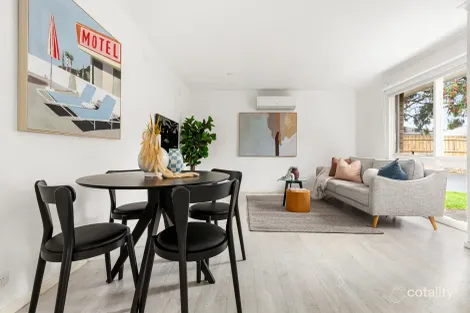 Property photo of 2/50 Fewster Road Hampton VIC 3188