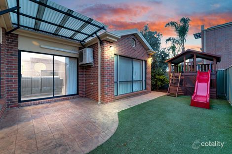 Property photo of 5 Brentley Close Point Cook VIC 3030