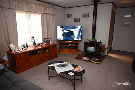 Property photo of 12 Coats Crescent Golden Heights SA 5322