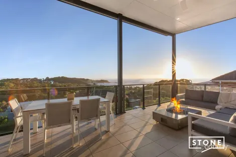 Property photo of 9 Clarence Crescent Coffs Harbour NSW 2450