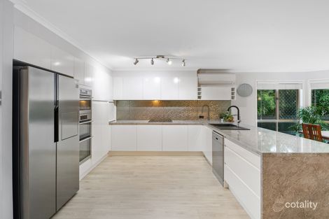 Property photo of 22 Paterson Place Forest Lake QLD 4078