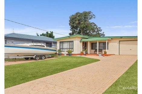 9 Deakin St, Oak Flats, NSW 2529