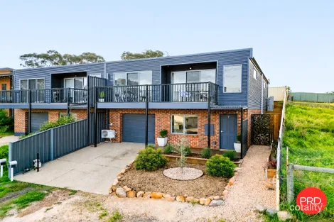 Property photo of 7 Sturton Street Long Gully VIC 3550