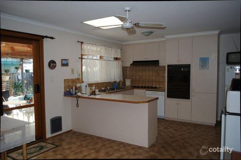 Property photo of 28 Laurel Crescent Carrum Downs VIC 3201
