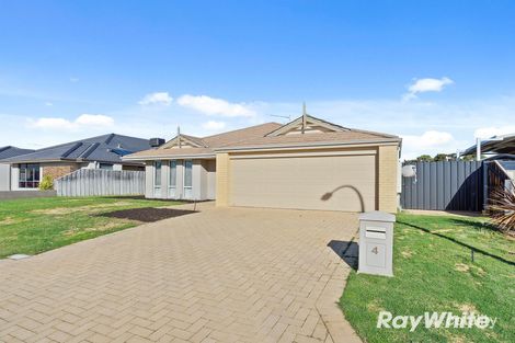Property photo of 4 Senecio Way Halls Head WA 6210