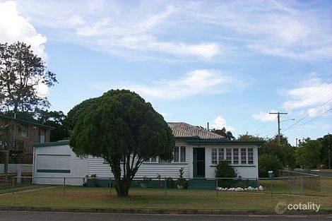 8 Bell St, Woody Point, QLD 4019