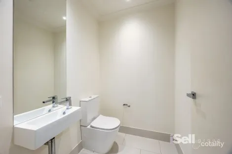 Property photo of 11 Talara Close Springvale VIC 3171