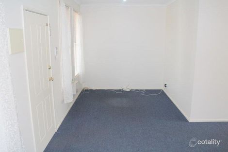 Property photo of 40 Athol Avenue Roxburgh Park VIC 3064