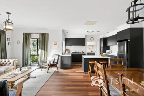 Property photo of 3 Woodlea Close Strathfieldsaye VIC 3551