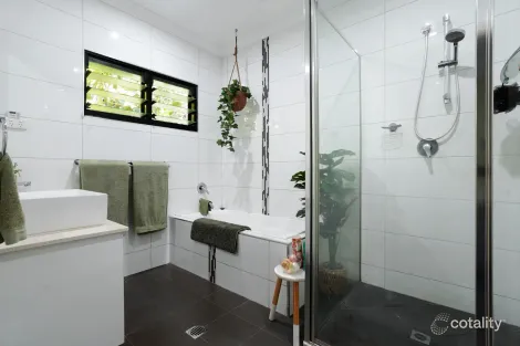 Property photo of 184 Lind Road Johnston NT 0832