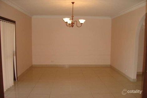 Property photo of 4 Shiel Place St Andrews NSW 2566