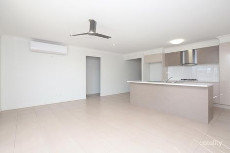Property photo of 90 Littleford Circuit Bundamba QLD 4304