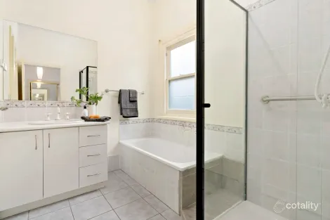 Property photo of 7 Robinson Street Sunshine VIC 3020