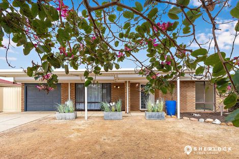 Property photo of 17 Hemingway Drive Camillo WA 6111