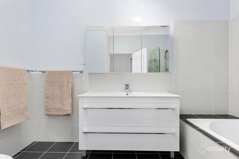 Property photo of 11 Carr Street Towradgi NSW 2518