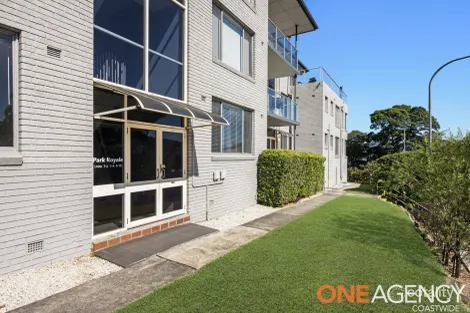 Property photo of 2/39 Masons Parade Point Frederick NSW 2250