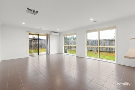 Property photo of 15 Dina Retreat Carrum Downs VIC 3201