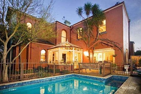 Property photo of 23 Isabella Grove Hawthorn VIC 3122