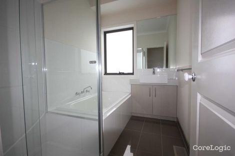 Property photo of 2/5 Gladys Grove Croydon VIC 3136