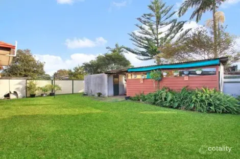 Property photo of 21 Woodford Avenue Warilla NSW 2528