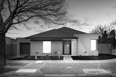 Property photo of 23 Gisborne Way Caroline Springs VIC 3023