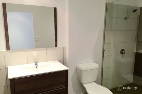 Property photo of 15 Key West Broadbeach Waters QLD 4218