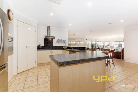 Property photo of 22 Castleton Avenue Tarneit VIC 3029