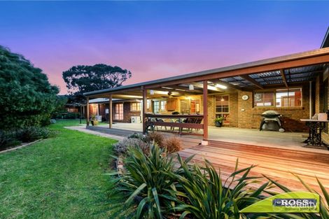 8 Rialto Gr, Dromana, VIC 3936