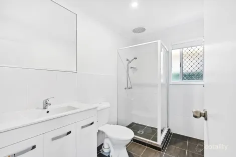 Property photo of 5 Spencer Street Southport QLD 4215