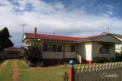 8 Corser St, Centenary Heights, QLD 4350