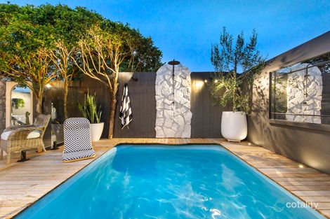 Property photo of 2/7 George Street Noosaville QLD 4566