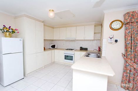Property photo of 2 Weymouth Court Craigieburn VIC 3064