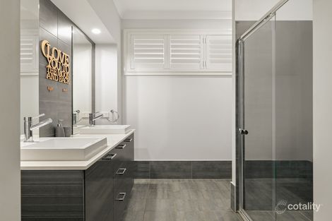 Property photo of 20 Hollows Drive Oran Park NSW 2570