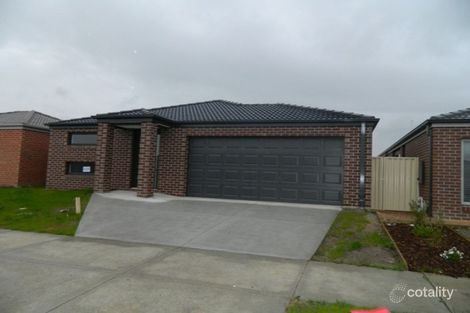 Property photo of 8 Zenith Street Pakenham VIC 3810