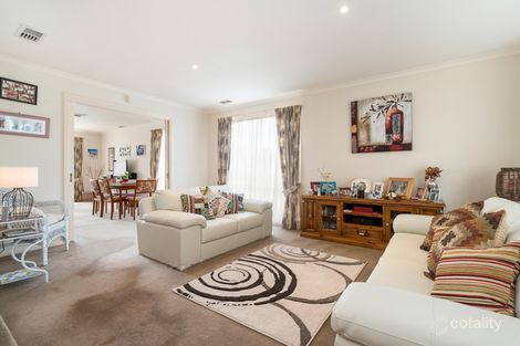 Property photo of 102 Rangeview Drive Skye VIC 3977